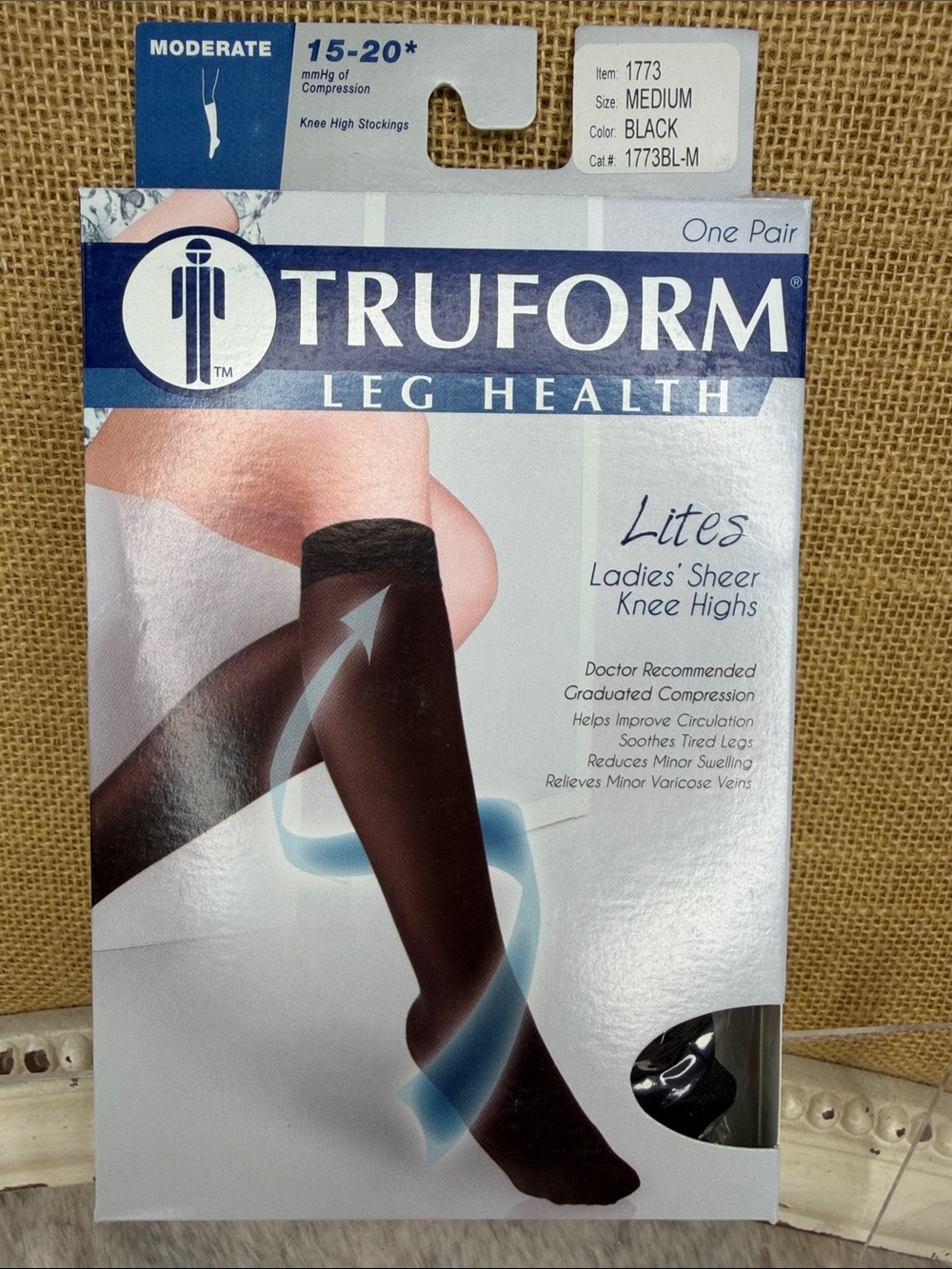 TruForm Lites Ladies Sheer Knee Highs - Black